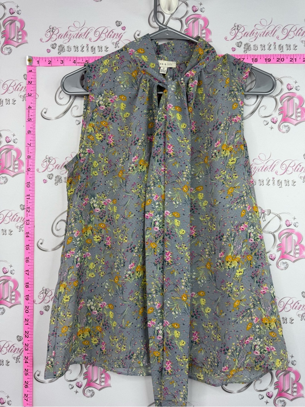 Alex & Lili tank top tie up flowers Floral Sleeveless Blouse in Gray